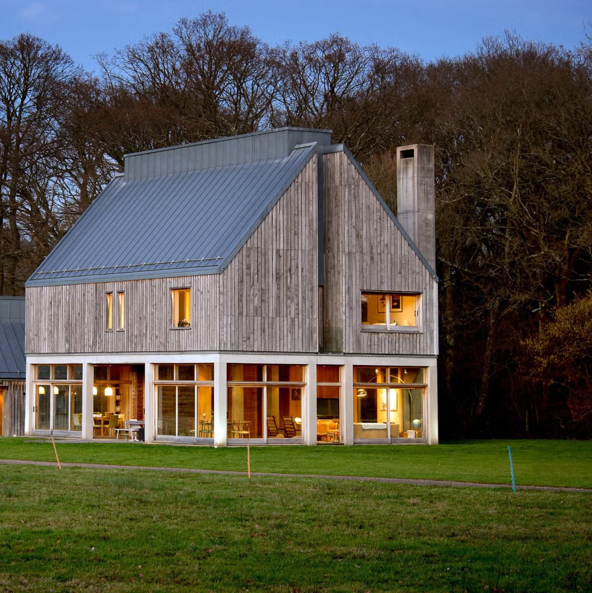 Whithurst Park Lodge — RIBA award-winning contemporary timber-clad building in Kirdford